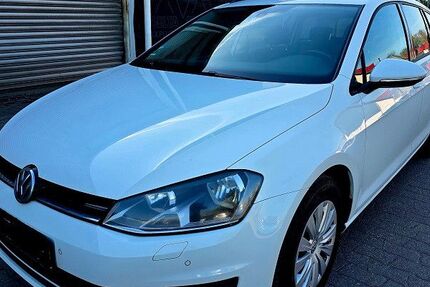 VW Golf 269.000 km 4.990 &euro; Oberhausen 46149
