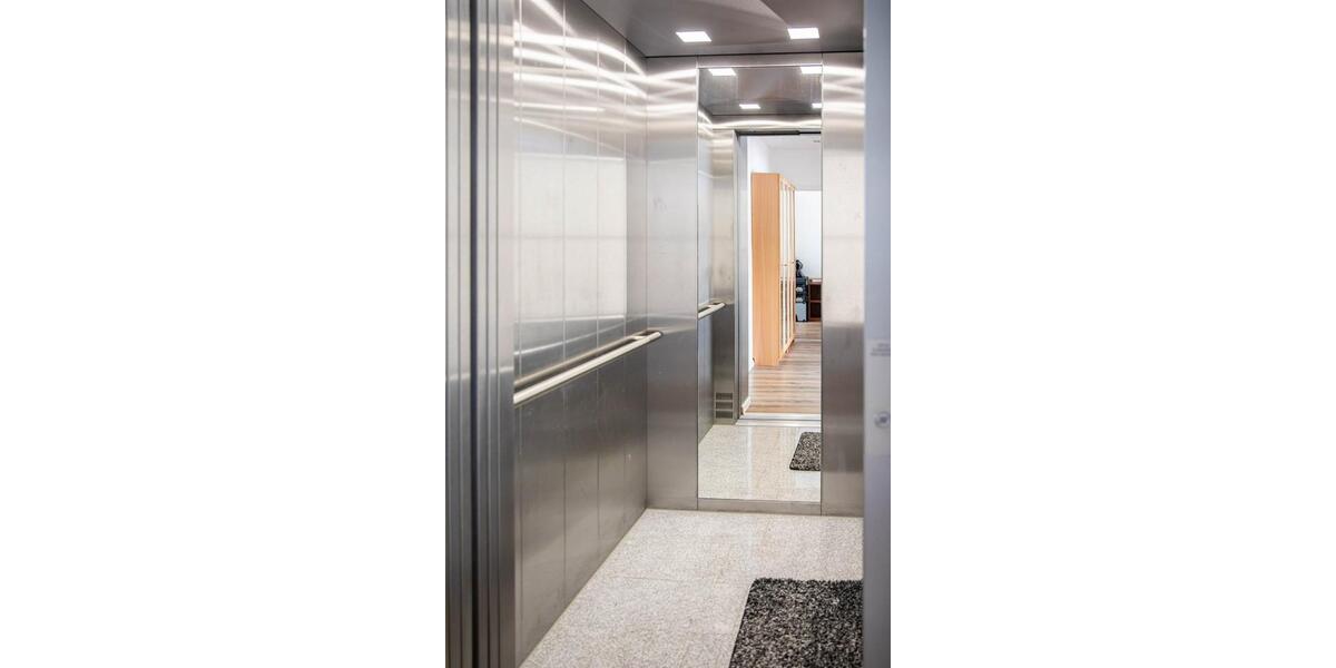 Einfamilienhaus Hilden - 8 Zimmer, 240 m&sup2;, 970.000&euro; | Angebot:25871721