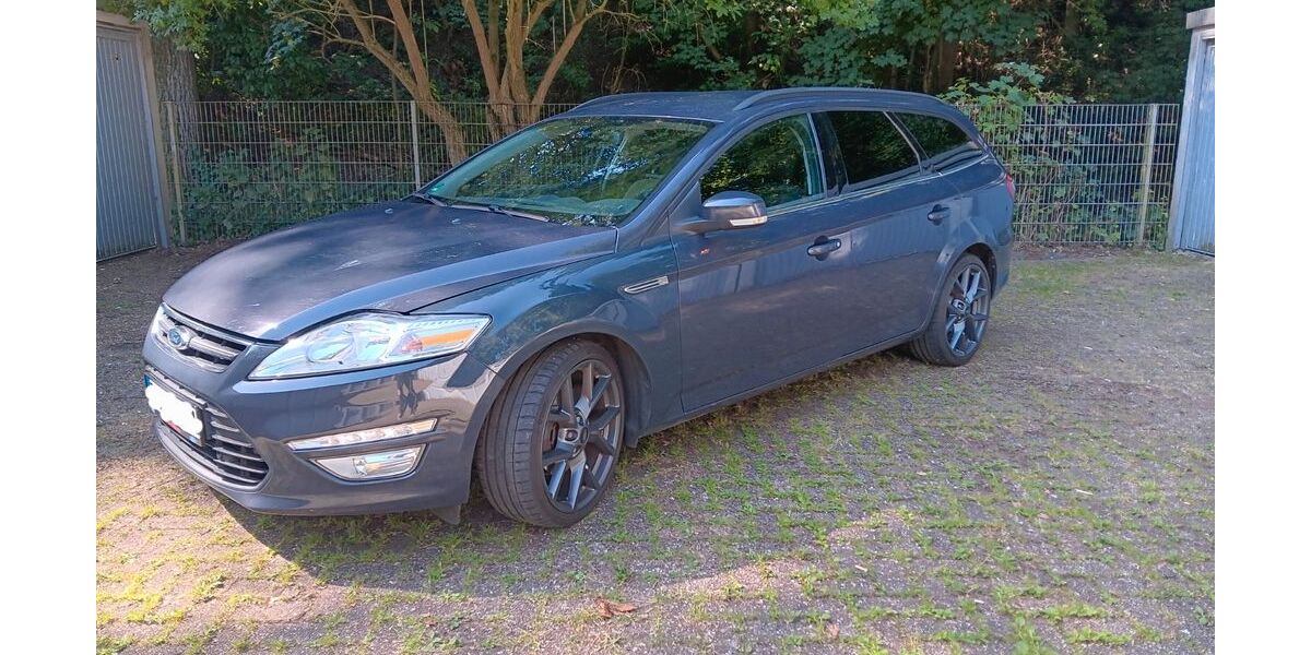 Ford Mondeo 175.551 km 6.900 &euro; Duisburg 47137