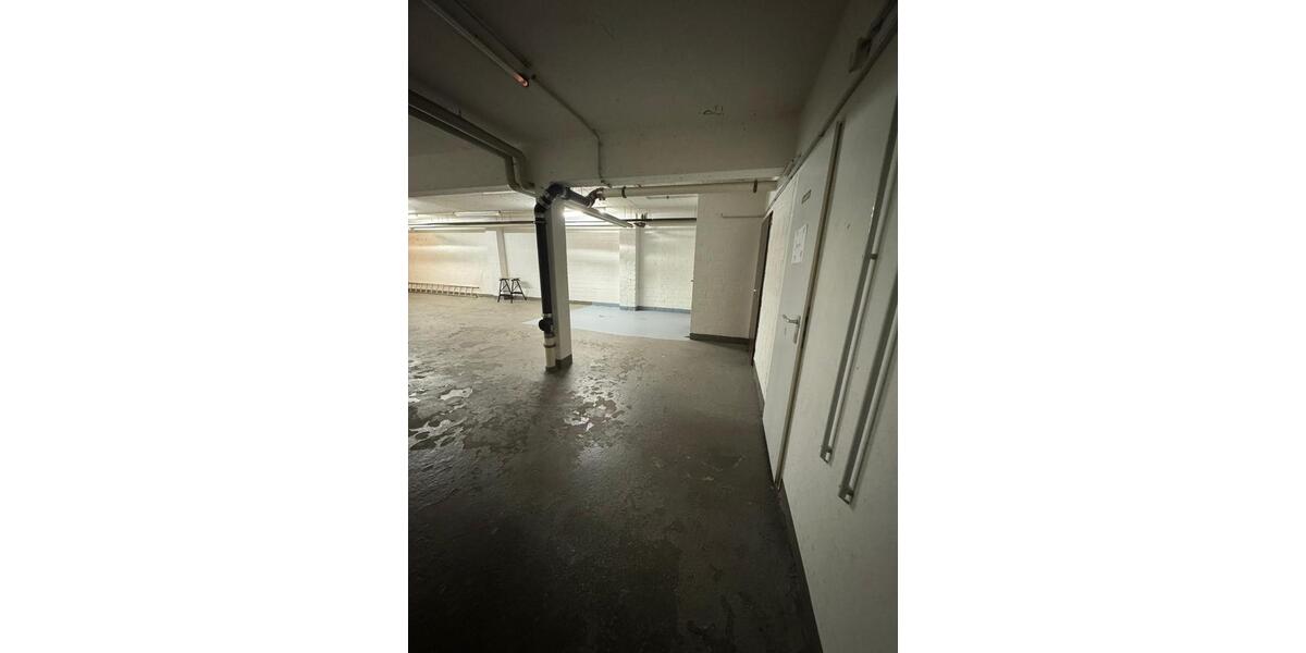 Gewerbeobjekt Düsseldorf Stadtbezirk 3 - 1.380&euro; | Angebot:24916667