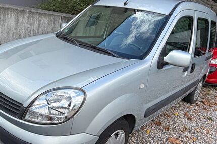 Renault Kangoo 160.000 km 1.999 &euro; Essen 45147