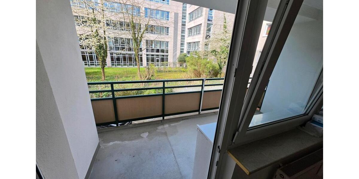 Etagenwohnung Düsseldorf Stadtbezirk 3 - 1 Zimmer, 42 m&sup2;, 600&euro; | Angebot:26023977