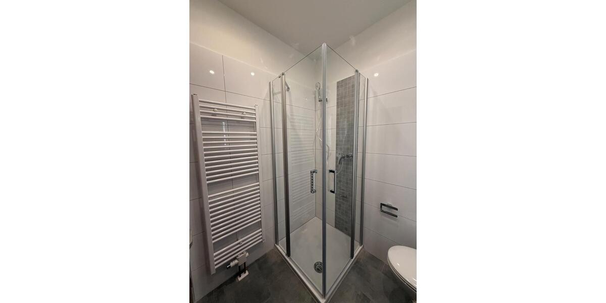 Dachgeschoßwohnung Essen Stadtbezirk IV - 1 Zimmer, 36 m&sup2;, 460&euro; | Angebot:27544492