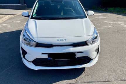 Kia Rio 26.200 km 15.900 &euro; Krefeld 47829