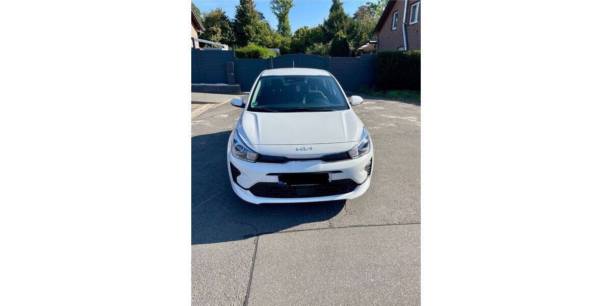 Kia Rio 26.200 km 15.900 &euro; Krefeld 47829