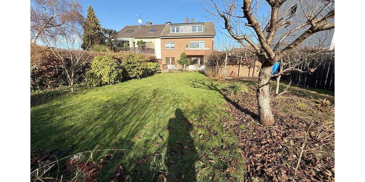 Mehrfamilienhaus, Wohnhaus Monheim am Rhein Baumberg - 9 Zimmer, 227 m&sup2;, 690.000&euro; | Angebot:25675243