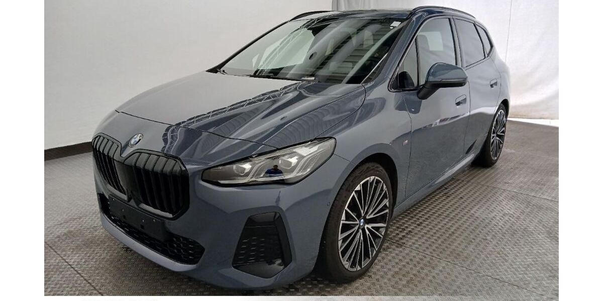 BMW 218 Active Tourer 14.600 km 29.999 &euro; Meerbusch 40668