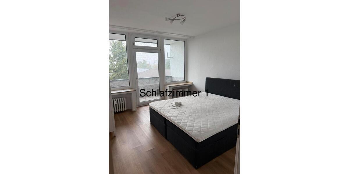 Etagenwohnung Duisburg Duisburg-Mitte - 3 Zimmer, 83 m&sup2;, 980&euro; | Angebot:27547765
