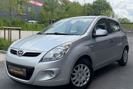Hyundai i20 90.824 km 5.500 &euro; Essen 45145