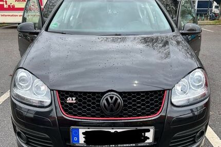 VW Golf 196.000 km 3.950 &euro; Düsseldorf 40227