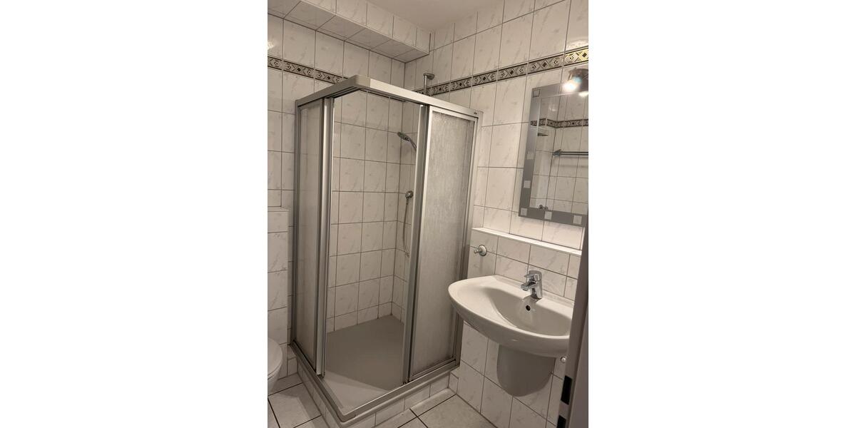 Erdgeschoßwohnung Velbert - 2 Zimmer, 45 m&sup2;, 450&euro; | Angebot:25959316