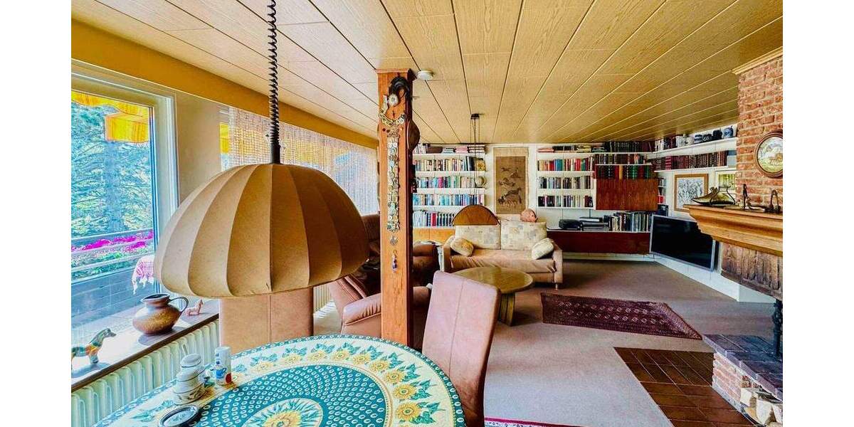 Etagenwohnung Neuss Rosellen - 2 Zimmer, 79 m&sup2;, 240.000&euro; | Angebot:25915364