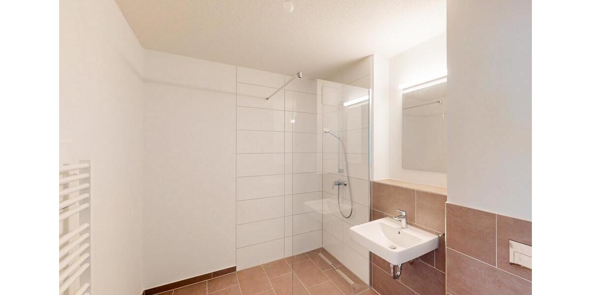 Etagenwohnung Düsseldorf Stadtbezirk 6 - 3 Zimmer, 85 m&sup2;, 1.415&euro; | Angebot:25805456