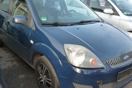 Ford Fiesta 220.000 km 1.150 &euro; Bottrop 46238