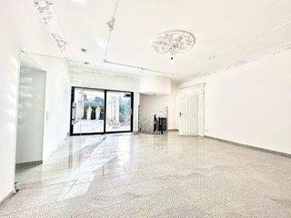 Erdgeschoßwohnung Wuppertal Gemarkung Barmen - 5 Zimmer, 280 m&sup2;, 3.100&euro; | Angebot:26150925