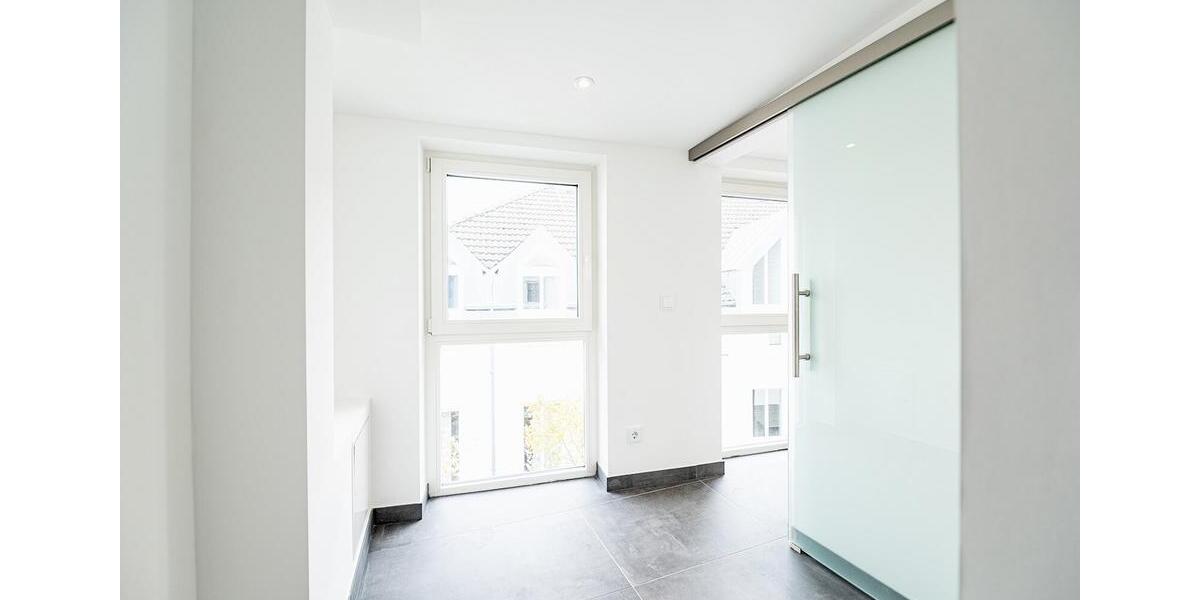 Etagenwohnung Hilden - 3 Zimmer, 122 m&sup2;, 2.340&euro; | Angebot:23474218