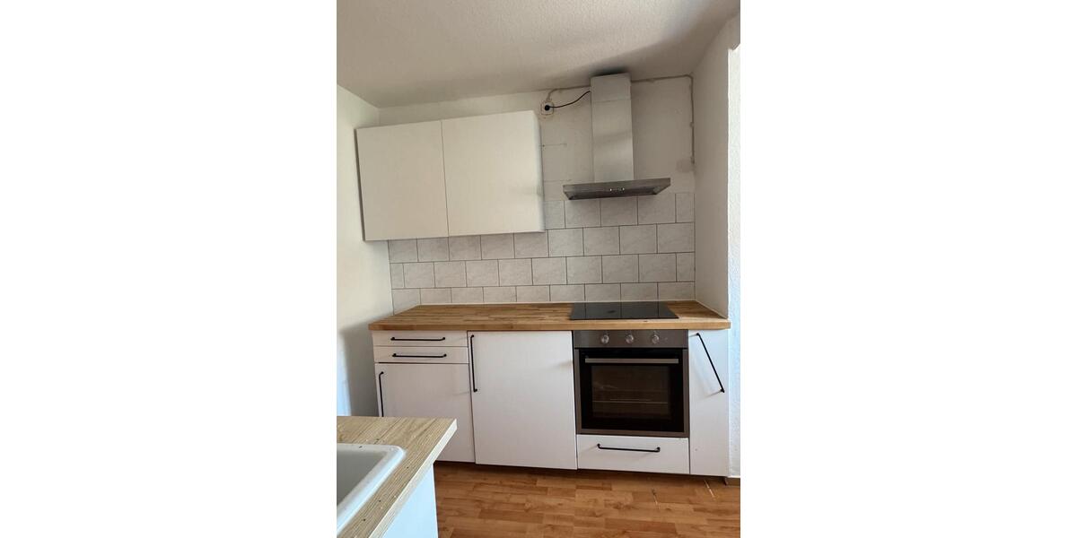 Dachgeschoßwohnung Essen Stadtbezirk III - 3 Zimmer, 60 m&sup2;, 650&euro; | Angebot:27539477