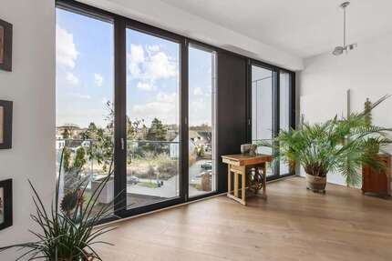 Wohnung Düsseldorf - Flingern-Nord Nord - 3 Zimmer, 128 m&sup2;, 2.580&euro; | Angebot:24892474