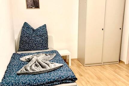 Wohnung Krefeld - 2 Zimmer, 52 m&sup2;, 1.080&euro; | Angebot:25417319