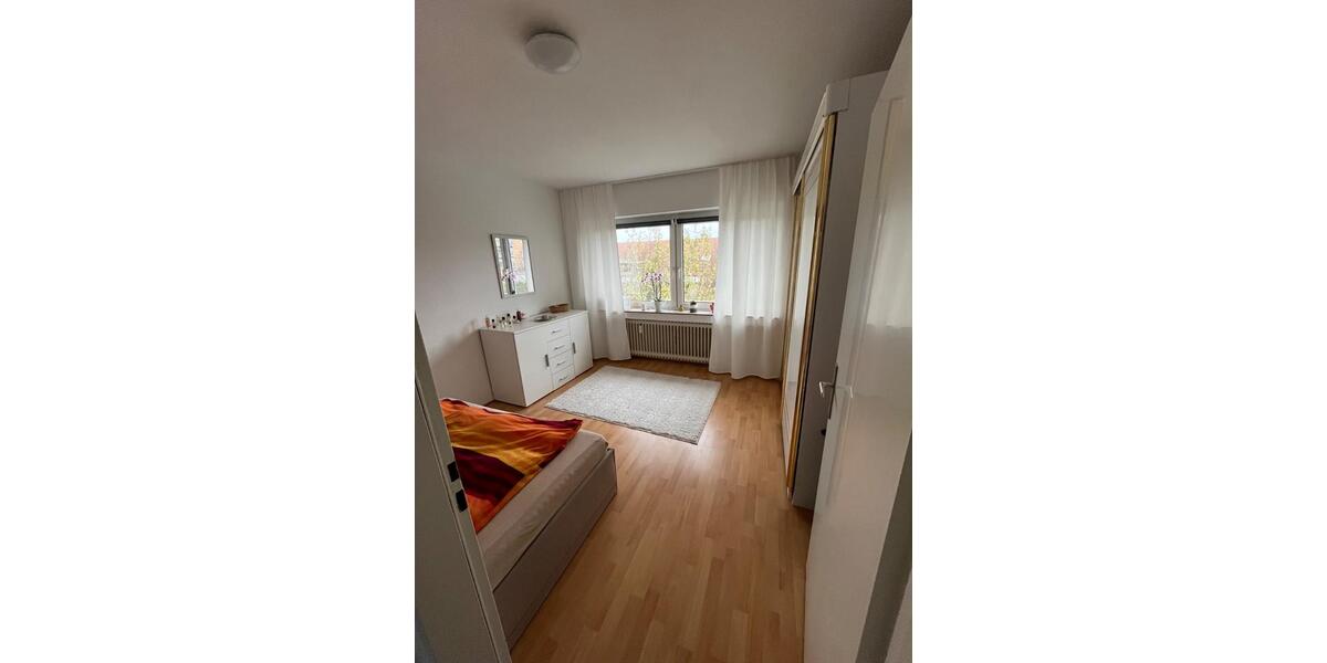 Etagenwohnung Krefeld Benrad - 2 Zimmer, 55 m&sup2;, 580&euro; | Angebot:25944878
