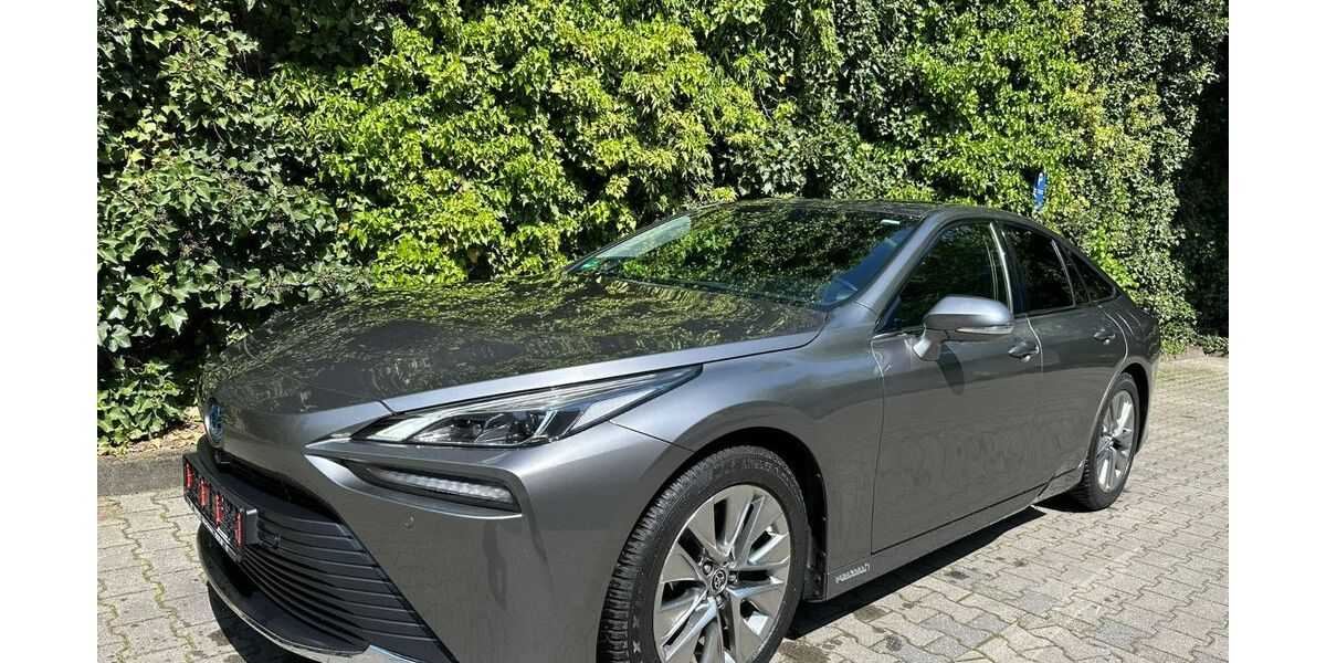 Toyota Mirai 150.000 km 9.490 &euro; Wuppertal 42281
