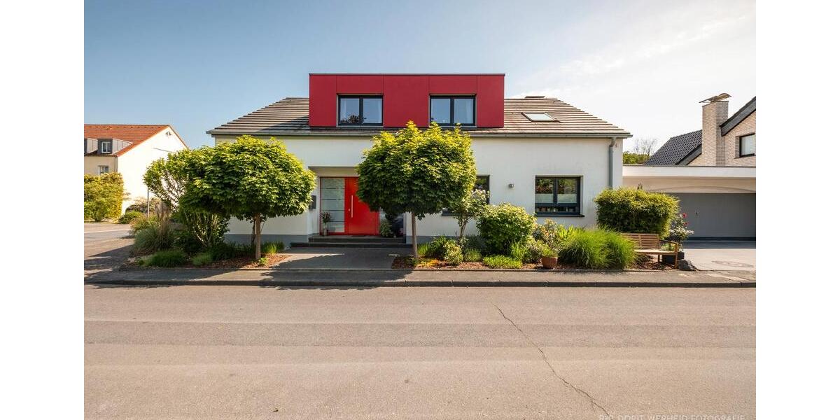 Einfamilienhaus Langenfeld (Rheinland) - 7 Zimmer, 272 m&sup2;, 1.390.000&euro; | Angebot:27168882