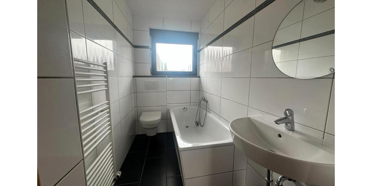 Einfamilienhaus Duisburg Walsum - 7 Zimmer, 150 m&sup2;, 390.000&euro; | Angebot:27537597