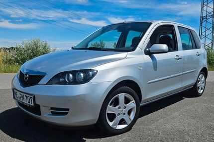 Mazda 2 83.000 km 2.750 &euro; Mettmann 40822