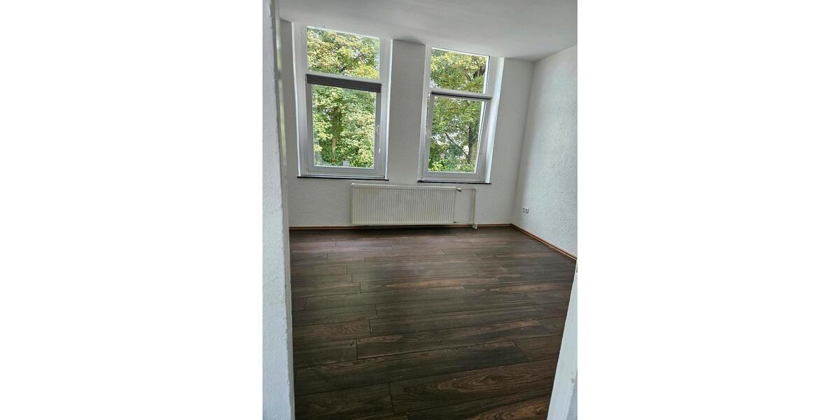 Hochparterre Solingen Central - 2 Zimmer, 55 m&sup2;, 490&euro; | Angebot:27545691