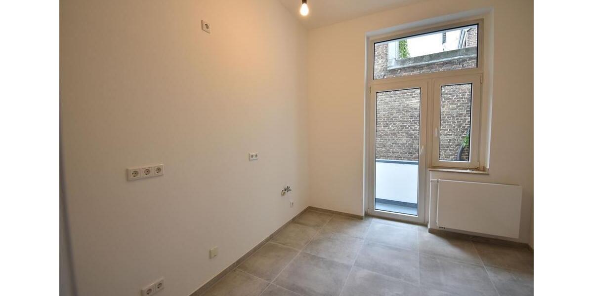 Etagenwohnung Düsseldorf Heerdt - 2 Zimmer, 75 m&sup2;, 1.450&euro; | Angebot:22619460