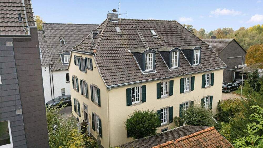 Etagenwohnung Düsseldorf Urdenbach - 3 Zimmer, 157 m&sup2;, 610.000&euro; | Angebot:25687085