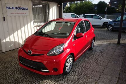 Toyota Aygo (X) 44.800 km 5.950 &euro; Langenfeld 40764
