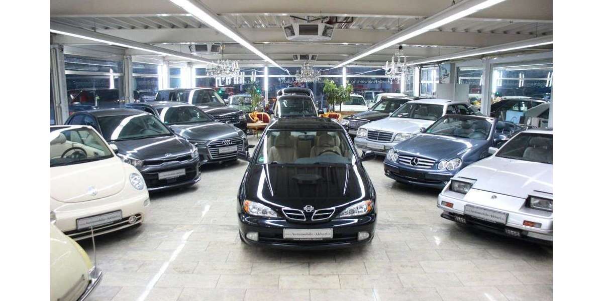 Nissan Primera 195.000 km 1.990 &euro; Essen 45356