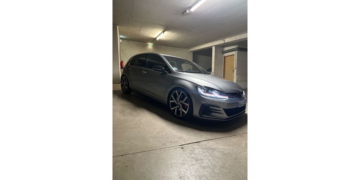 VW Golf 116.000 km 19.999 &euro; Solingen 42657