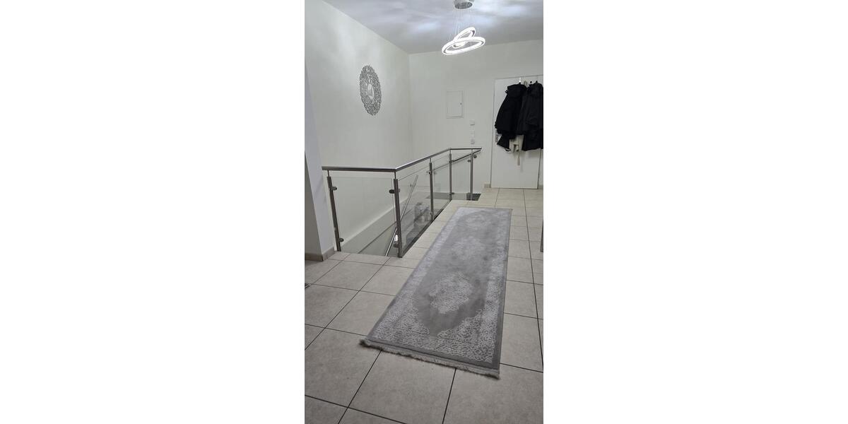 Erdgeschoßwohnung Remscheid Lüttringhausen - 5 Zimmer, 173 m&sup2;, 369.000&euro; | Angebot:27198841
