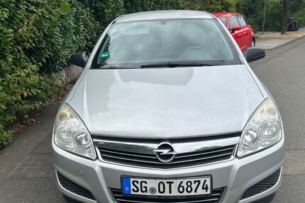 Opel Astra 140.000 km 2.750 &euro; Solingen 42719