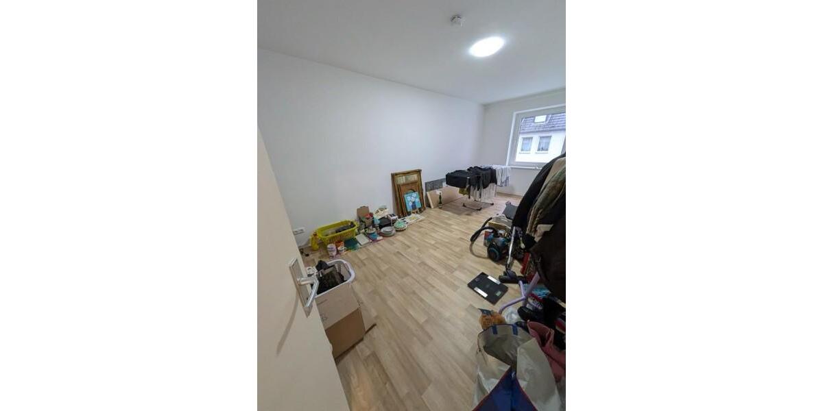 Etagenwohnung Düsseldorf Flingern Süd - 3 Zimmer, 82 m&sup2;, 979&euro; | Angebot:24723634