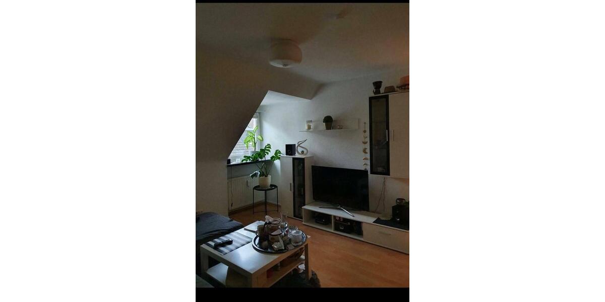 Dachgeschoßwohnung Mülheim an der Ruhr - 3 Zimmer, 58 m&sup2;, 620&euro; | Angebot:27553982