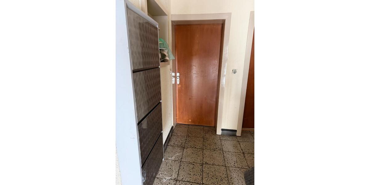 Etagenwohnung Duisburg Mittelmeiderich - 2 Zimmer, 50 m&sup2;, 65.000&euro; | Angebot:26602564