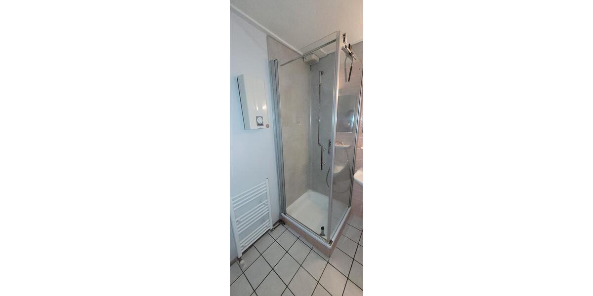 Etagenwohnung Duisburg Laar - 1 Zimmer, 20 m&sup2;, 300&euro; | Angebot:27551007