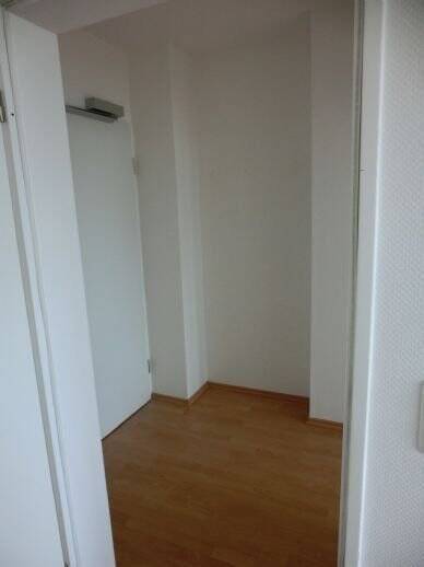 Etagenwohnung Duisburg Hochheide - 2 Zimmer, 68 m&sup2;, 579&euro; | Angebot:25796941