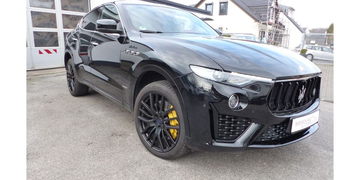 Maserati Levante 68.500 km 46.950 &euro; Solingen 42699