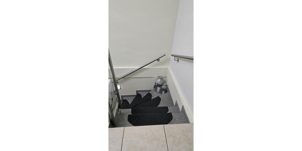 Erdgeschoßwohnung Remscheid Lüttringhausen - 5 Zimmer, 173 m&sup2;, 369.000&euro; | Angebot:27198841