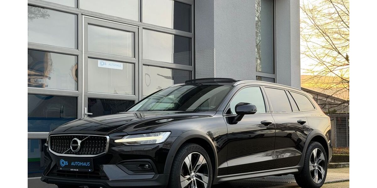 Volvo V60 Cross Country 189.284 km 23.890 &euro; Hilden (bei Düsseldorf) 40721