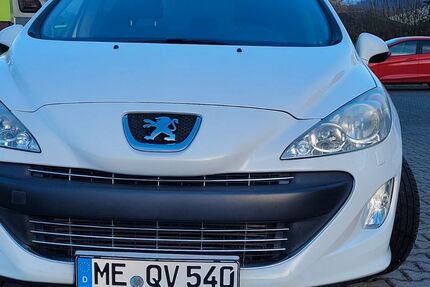 Peugeot 308 96.000 km 5.750 &euro; Velbert 42551