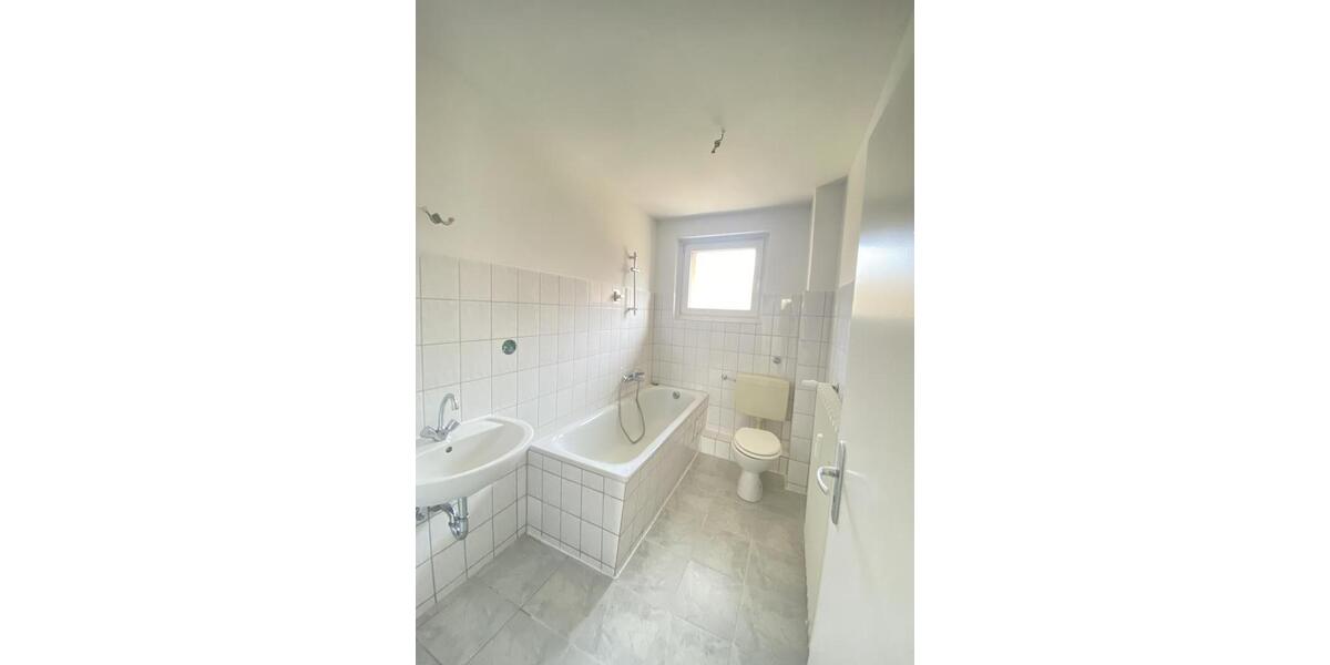 Etagenwohnung Solingen Mitte - 2 Zimmer, 57 m&sup2;, 514&euro; | Angebot:23471578