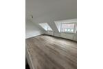 Dachgeschoßwohnung Essen Stadtbezirk IV - 1 Zimmer, 26 m&sup2;, 400&euro; | Angebot:27557461