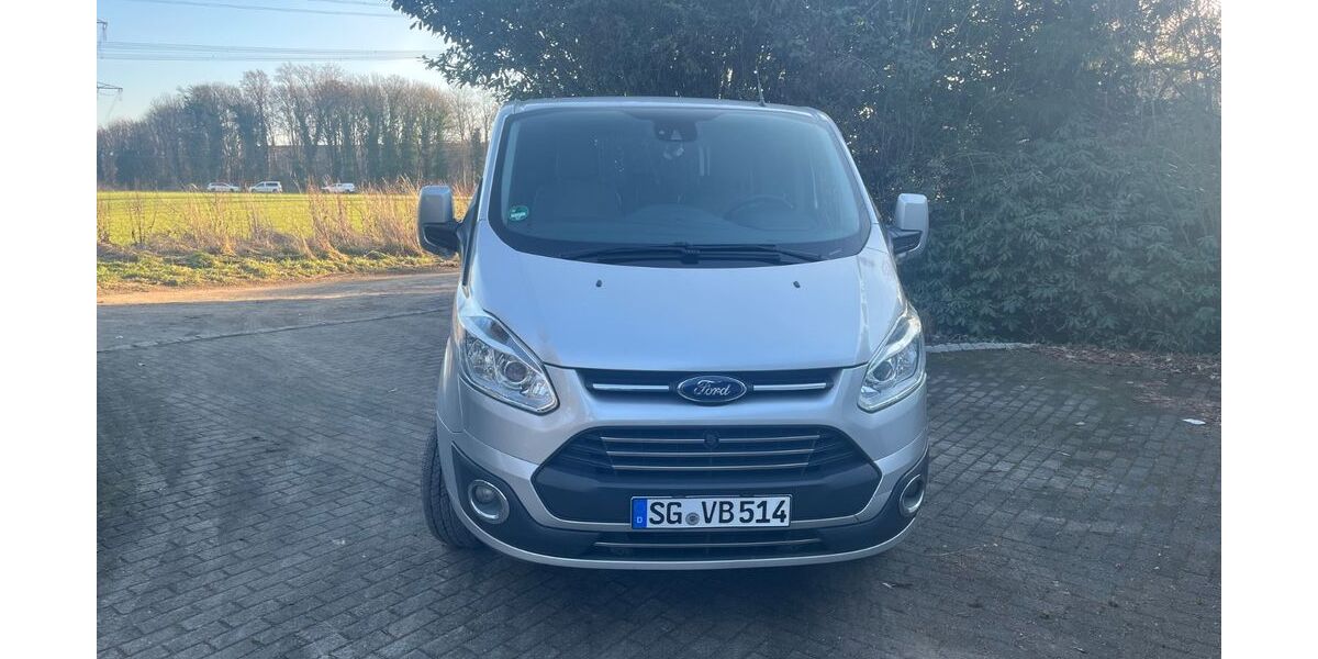 Ford Tourneo Custom 177.500 km 14.300 &euro; Solingen 42697