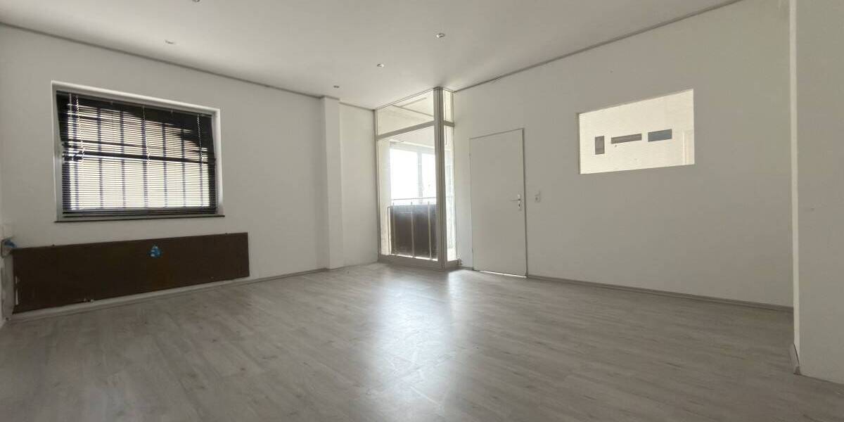 Gewerbeobjekt Oberhausen Lirich-Nord - 9 Zimmer, 2.300&euro; | Angebot:26585910