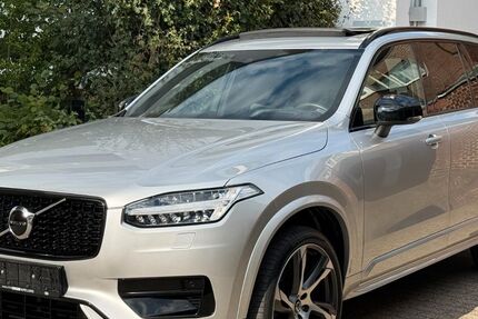 Volvo XC90 98.000 km 40.840 &euro; Düsseldorf 40468